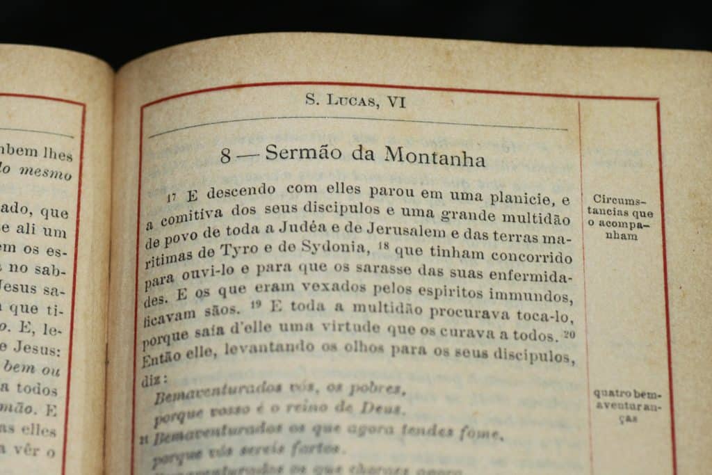 Uma dor de cabeça e o Sermão da Montanha Biblia Aberta 1024x683